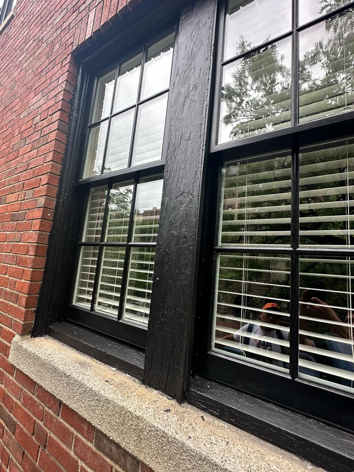 Exterior window painting